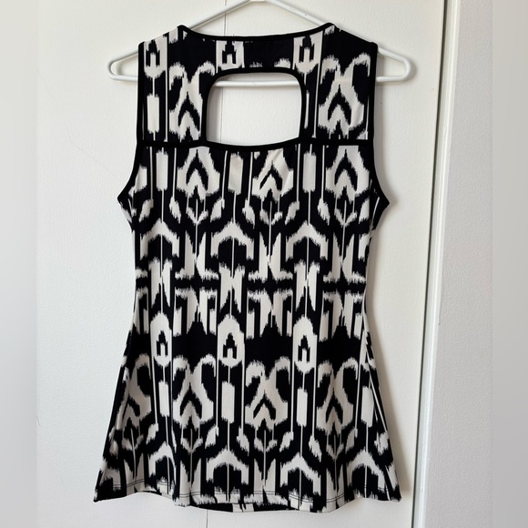 🎉4/30$🎉 Rio Sud Black & White Sleeveless Top – Size M ✨ - Picture 4 of 4